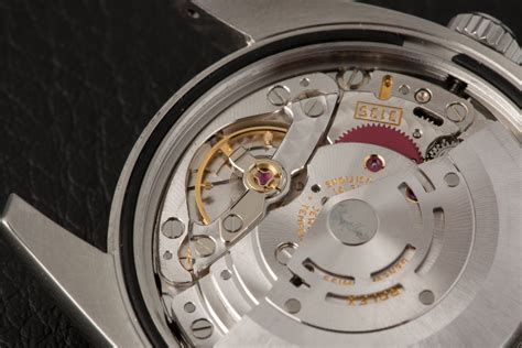 rolex 3135 movimento|rolex 3135 vs 3235 caliber.